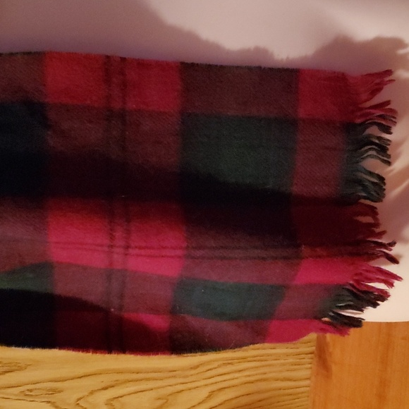 Lambswool scarf - Picture 3 of 4